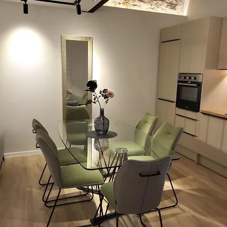 Sea Pearl In Centar Guest house Makarska
