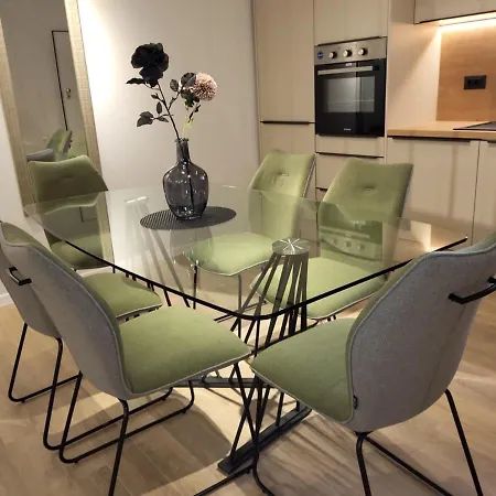 Sea Pearl In Centar * Makarska