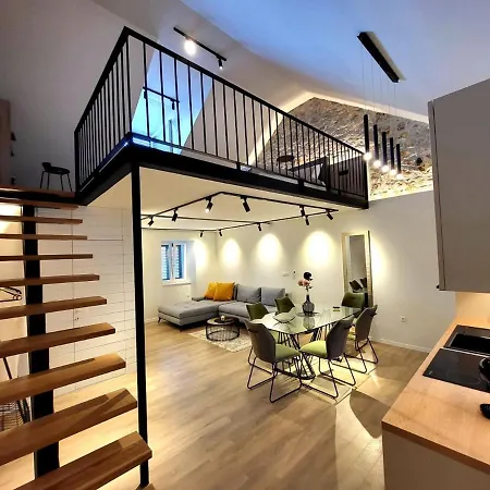 Sea Pearl In Centar Casa de hóspedes Makarska